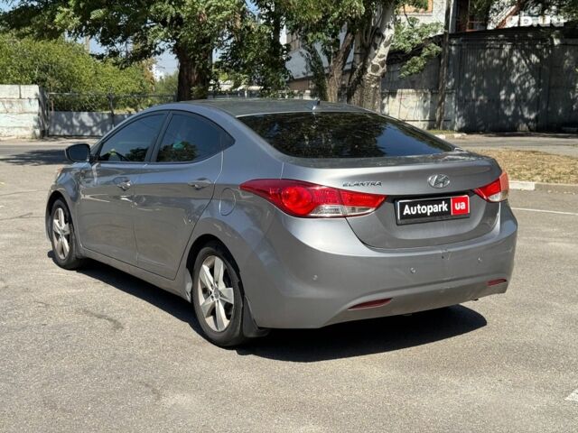 Серый Хендай Элантра, объемом двигателя 1.8 л и пробегом 235 тыс. км за 8990 $, фото 2 на Automoto.ua