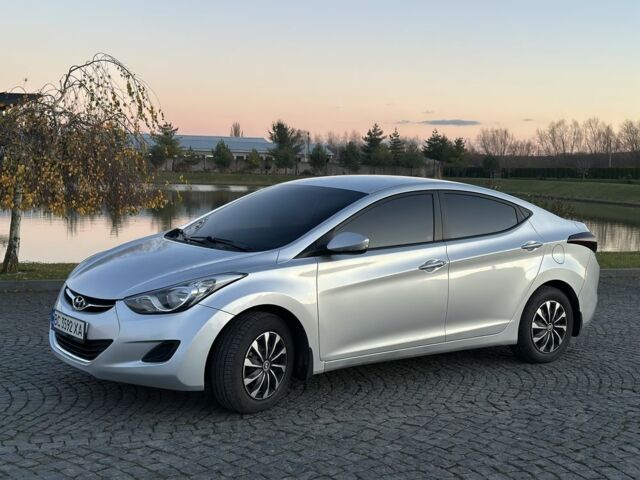 Серый Хендай Элантра, объемом двигателя 1.6 л и пробегом 230 тыс. км за 7500 $, фото 9 на Automoto.ua