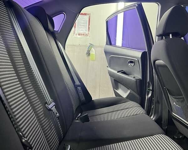 Серый Хендай Элантра, объемом двигателя 1.98 л и пробегом 185 тыс. км за 6100 $, фото 10 на Automoto.ua