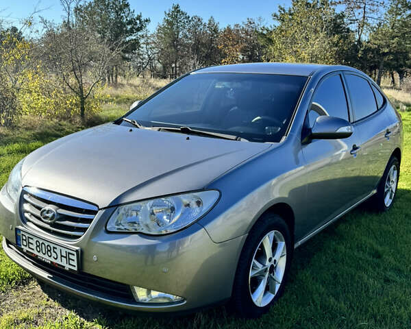 Серый Хендай Элантра, объемом двигателя 1.59 л и пробегом 247 тыс. км за 8600 $, фото 13 на Automoto.ua