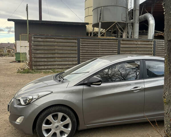 Хендай Элантра 2011 в Болехове на Automoto.ua Серый Хендай Элантра, объемом двигателя 1.59 л и пробегом 237 тыс. км за 8300 $, фото 13 на Automoto.ua