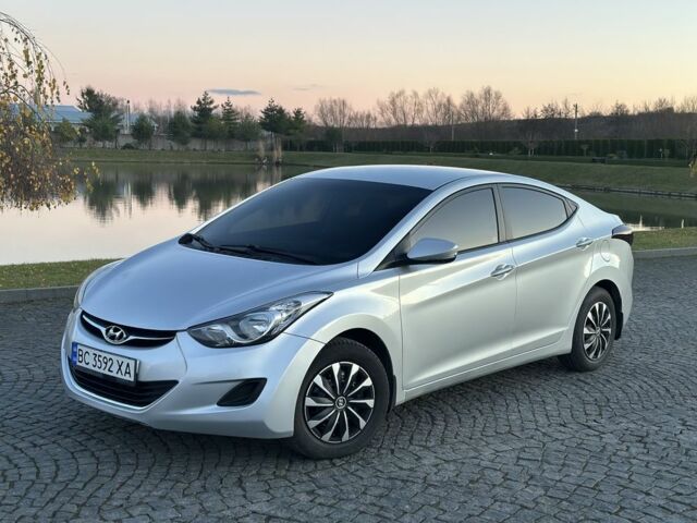 Серый Хендай Элантра, объемом двигателя 1.6 л и пробегом 230 тыс. км за 7500 $, фото 3 на Automoto.ua