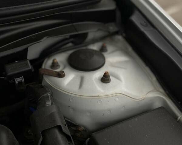 Серый Хендай Элантра, объемом двигателя 1.59 л и пробегом 187 тыс. км за 5999 $, фото 10 на Automoto.ua