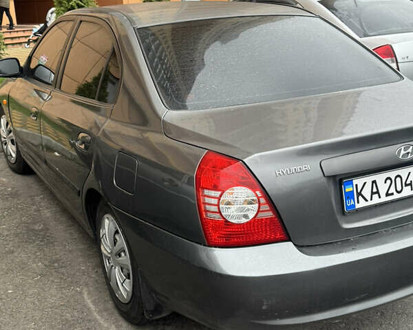 Серый Хендай Элантра, объемом двигателя 1.6 л и пробегом 243 тыс. км за 4500 $, фото 10 на Automoto.ua