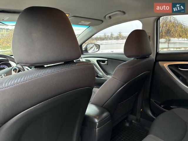 Серый Хендай Элантра, объемом двигателя 1.59 л и пробегом 231 тыс. км за 8790 $, фото 42 на Automoto.ua