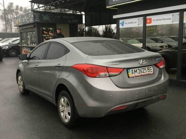 Серый Хендай Элантра, объемом двигателя 1.6 л и пробегом 234 тыс. км за 8300 $, фото 3 на Automoto.ua