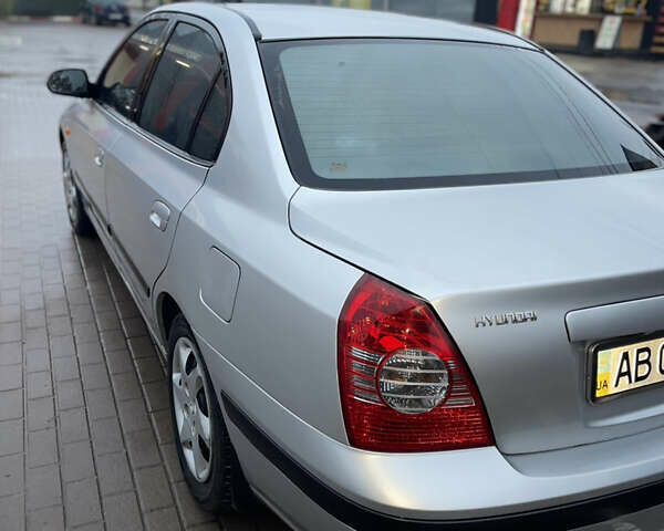 Сірий Хендай Елантра, об'ємом двигуна 1.6 л та пробігом 220 тис. км за 4550 $, фото 9 на Automoto.ua