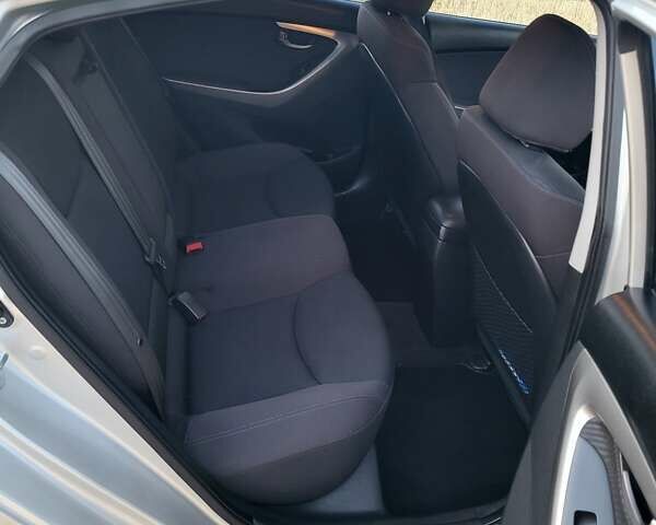 Серый Хендай Элантра, объемом двигателя 1.59 л и пробегом 205 тыс. км за 9499 $, фото 78 на Automoto.ua