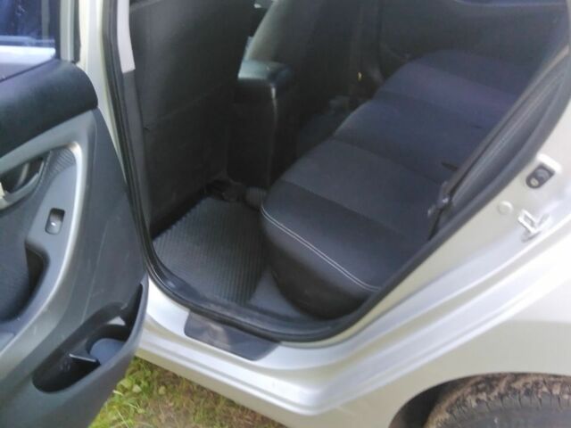 Серый Хендай Элантра, объемом двигателя 1.6 л и пробегом 197 тыс. км за 8500 $, фото 7 на Automoto.ua