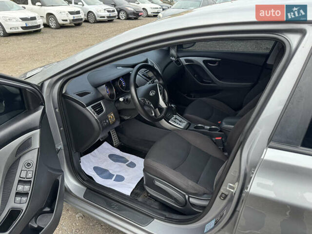 Хендай Элантра 2012 в Полтаве на Automoto.ua Серый Хендай Элантра, объемом двигателя 1.8 л и пробегом 228 тыс. км за 7999 $, фото 13 на Automoto.ua