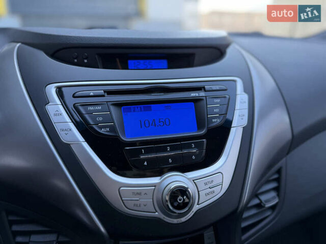 Хендай Элантра 2012 в Тернополе на Automoto.ua Серый Хендай Элантра, объемом двигателя 1.8 л и пробегом 168 тыс. км за 7500 $, фото 37 на Automoto.ua