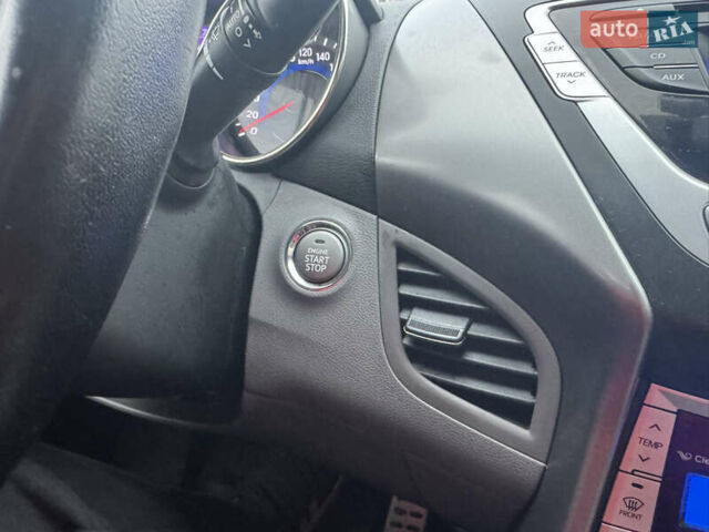 Сірий Хендай Елантра, об'ємом двигуна 1.59 л та пробігом 87 тис. км за 9800 $, фото 22 на Automoto.ua