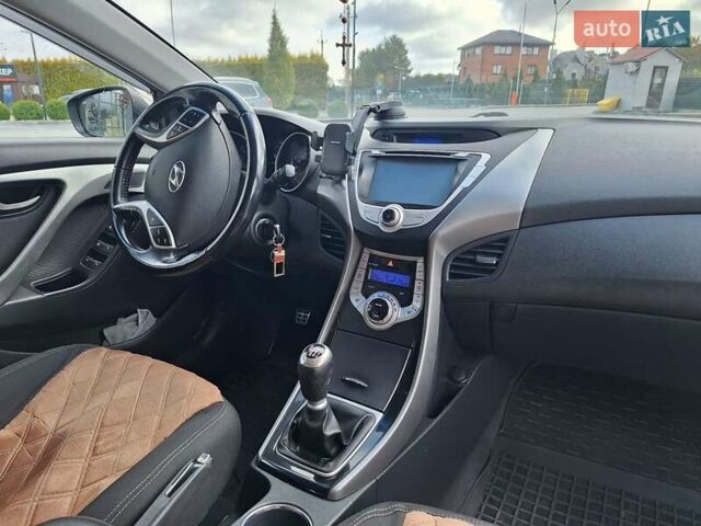 Серый Хендай Элантра, объемом двигателя 1.8 л и пробегом 142 тыс. км за 6700 $, фото 14 на Automoto.ua