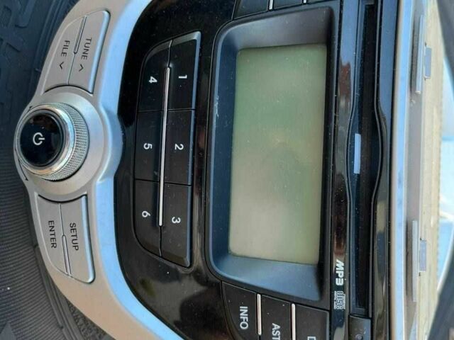 Серый Хендай Элантра, объемом двигателя 1.8 л и пробегом 115 тыс. км за 9200 $, фото 17 на Automoto.ua