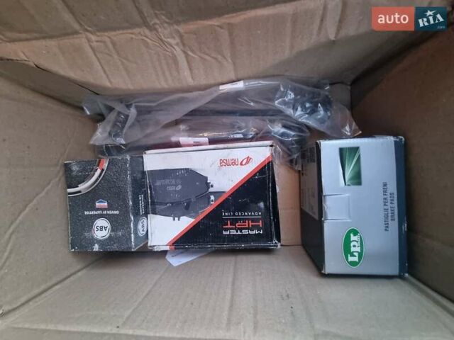 Сірий Хендай Елантра, об'ємом двигуна 1.8 л та пробігом 271 тис. км за 7800 $, фото 22 на Automoto.ua