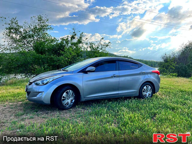 Сірий Хендай Елантра, об'ємом двигуна 1.6 л та пробігом 167 тис. км за 9200 $, фото 4 на Automoto.ua