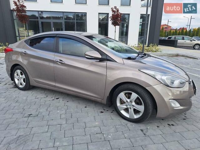 Серый Хендай Элантра, объемом двигателя 1.8 л и пробегом 142 тыс. км за 6700 $, фото 1 на Automoto.ua
