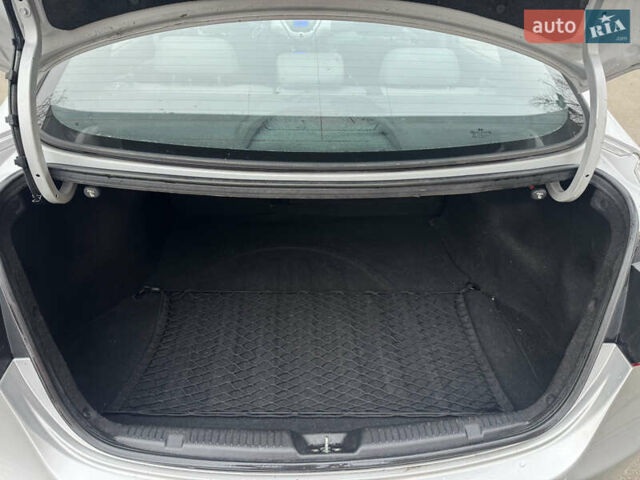 Сірий Хендай Елантра, об'ємом двигуна 1.59 л та пробігом 87 тис. км за 9800 $, фото 24 на Automoto.ua