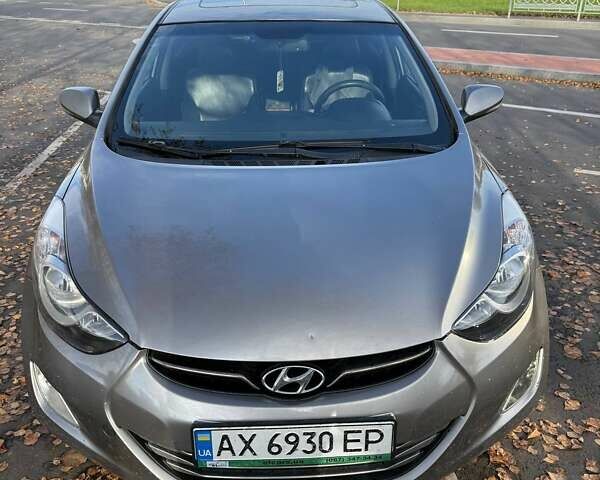 Сірий Хендай Елантра, об'ємом двигуна 1.8 л та пробігом 220 тис. км за 8600 $, фото 2 на Automoto.ua
