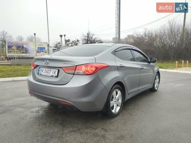 Серый Хендай Элантра, объемом двигателя 1.8 л и пробегом 155 тыс. км за 8800 $, фото 5 на Automoto.ua