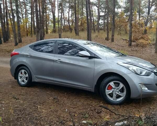 Серый Хендай Элантра, объемом двигателя 1.59 л и пробегом 231 тыс. км за 8000 $, фото 7 на Automoto.ua