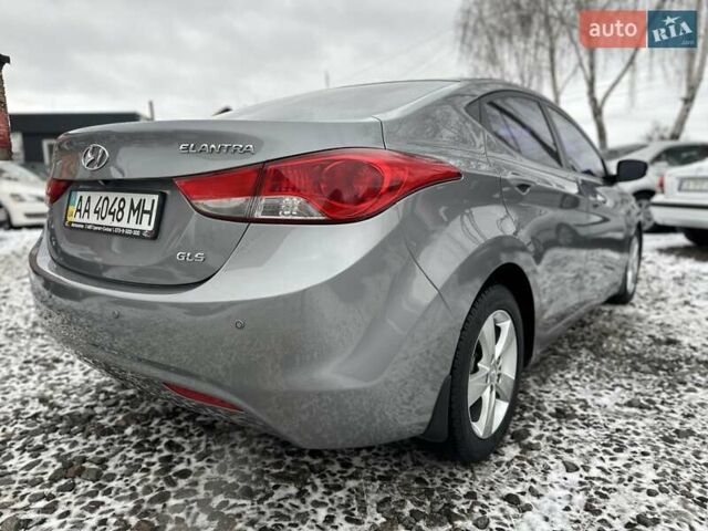 Сірий Хендай Елантра, об'ємом двигуна 1.8 л та пробігом 182 тис. км за 7800 $, фото 4 на Automoto.ua