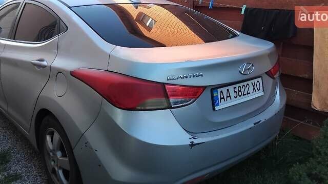 Серый Хендай Элантра, объемом двигателя 1.8 л и пробегом 185 тыс. км за 8500 $, фото 2 на Automoto.ua