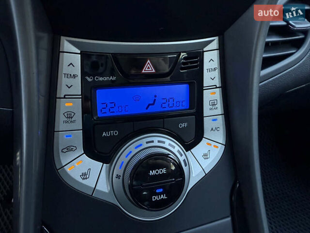 Хендай Элантра 2012 в Тернополе на Automoto.ua Серый Хендай Элантра, объемом двигателя 1.8 л и пробегом 168 тыс. км за 7500 $, фото 36 на Automoto.ua