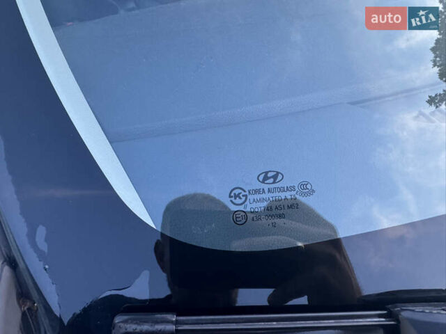 Серый Хендай Элантра, объемом двигателя 1.8 л и пробегом 188 тыс. км за 9600 $, фото 12 на Automoto.ua