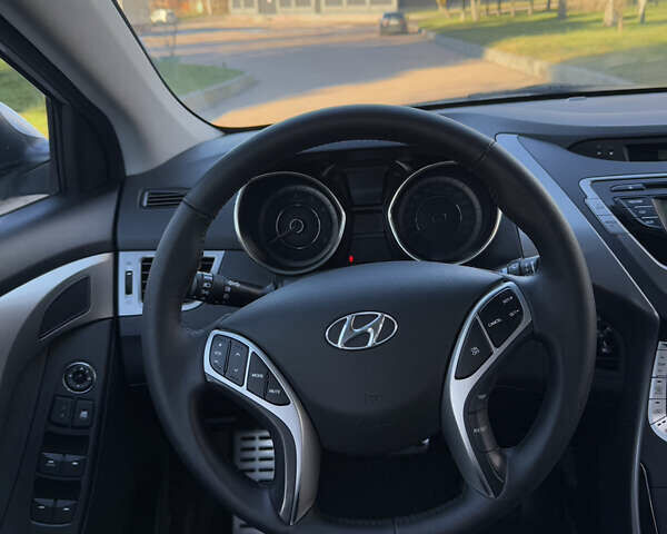 Серый Хендай Элантра, объемом двигателя 1.8 л и пробегом 194 тыс. км за 8399 $, фото 18 на Automoto.ua