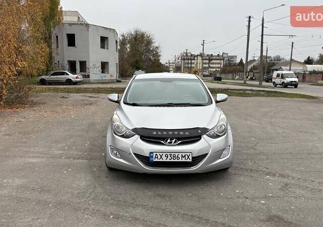 Сірий Хендай Елантра, об'ємом двигуна 1.8 л та пробігом 287 тис. км за 7850 $, фото 8 на Automoto.ua