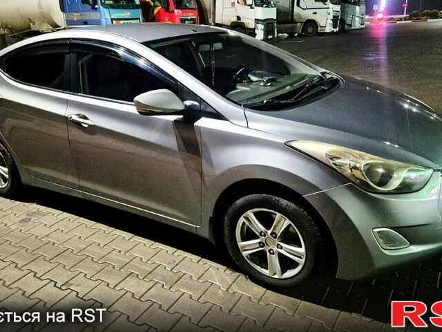 Серый Хендай Элантра, объемом двигателя 1.6 л и пробегом 182 тыс. км за 8900 $, фото 3 на Automoto.ua