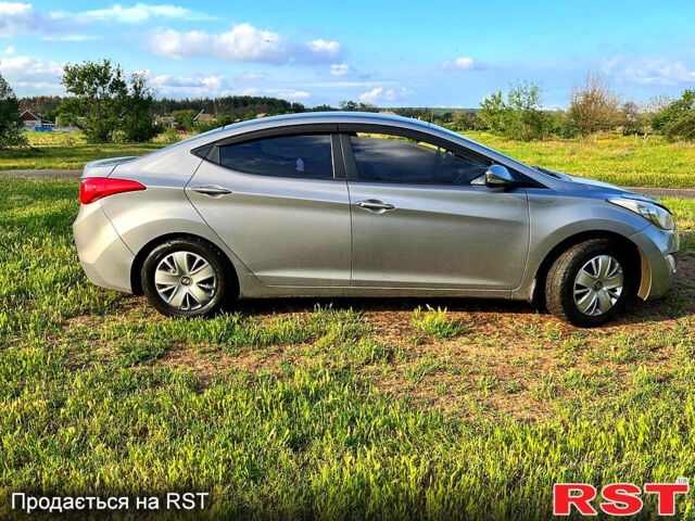 Сірий Хендай Елантра, об'ємом двигуна 1.6 л та пробігом 167 тис. км за 9200 $, фото 11 на Automoto.ua