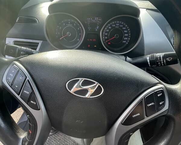 Серый Хендай Элантра, объемом двигателя 1.59 л и пробегом 175 тыс. км за 8500 $, фото 2 на Automoto.ua