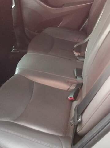 Серый Хендай Элантра, объемом двигателя 1.8 л и пробегом 185 тыс. км за 8500 $, фото 7 на Automoto.ua