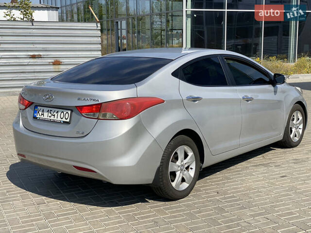 Сірий Хендай Елантра, об'ємом двигуна 1.8 л та пробігом 232 тис. км за 8300 $, фото 3 на Automoto.ua
