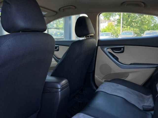 Серый Хендай Элантра, объемом двигателя 1.8 л и пробегом 57 тыс. км за 10100 $, фото 18 на Automoto.ua