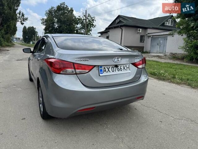 Серый Хендай Элантра, объемом двигателя 1.8 л и пробегом 175 тыс. км за 7900 $, фото 3 на Automoto.ua