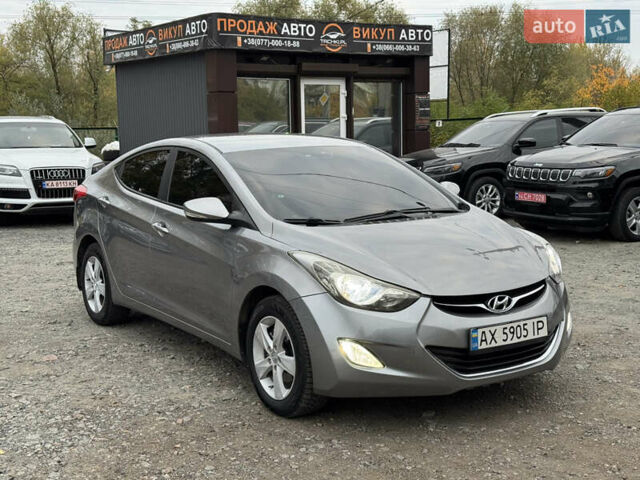 Хендай Элантра 2012 в Полтаве на Automoto.ua Серый Хендай Элантра, объемом двигателя 1.8 л и пробегом 228 тыс. км за 7999 $, фото 1 на Automoto.ua