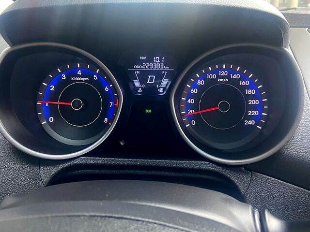 Серый Хендай Элантра, объемом двигателя 1.8 л и пробегом 230 тыс. км за 6800 $, фото 1 на Automoto.ua