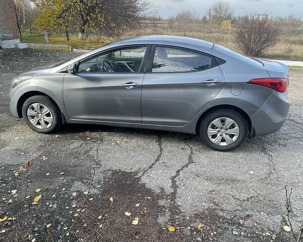 Серый Хендай Элантра, объемом двигателя 1.59 л и пробегом 175 тыс. км за 8500 $, фото 3 на Automoto.ua