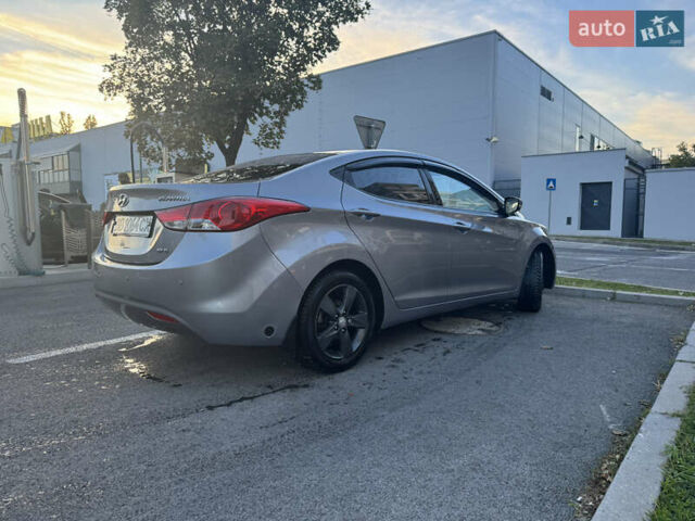 Серый Хендай Элантра, объемом двигателя 1.8 л и пробегом 188 тыс. км за 9600 $, фото 5 на Automoto.ua