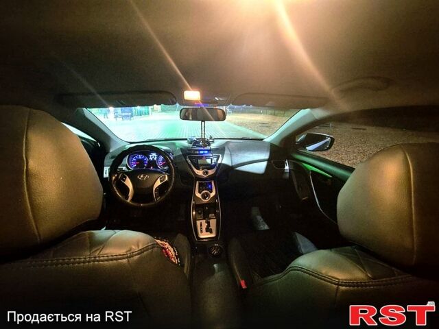 Серый Хендай Элантра, объемом двигателя 1.6 л и пробегом 182 тыс. км за 8900 $, фото 7 на Automoto.ua