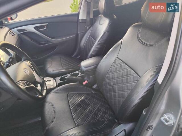 Хендай Элантра 2012 в Киеве на Automoto.ua Серый Хендай Элантра, объемом двигателя 1.8 л и пробегом 115 тыс. км за 9200 $, фото 13 на Automoto.ua