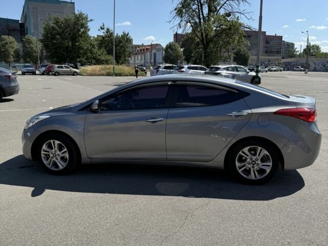 Сірий Хендай Елантра, об'ємом двигуна 1.6 л та пробігом 181 тис. км за 8900 $, фото 9 на Automoto.ua