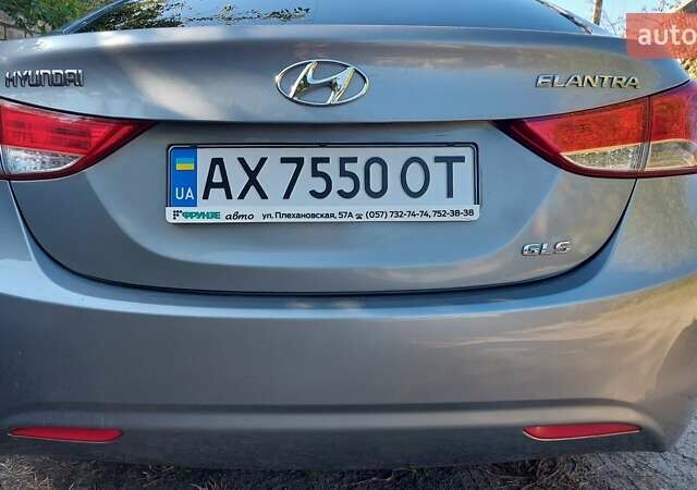 Сірий Хендай Елантра, об'ємом двигуна 1.8 л та пробігом 185 тис. км за 8900 $, фото 4 на Automoto.ua