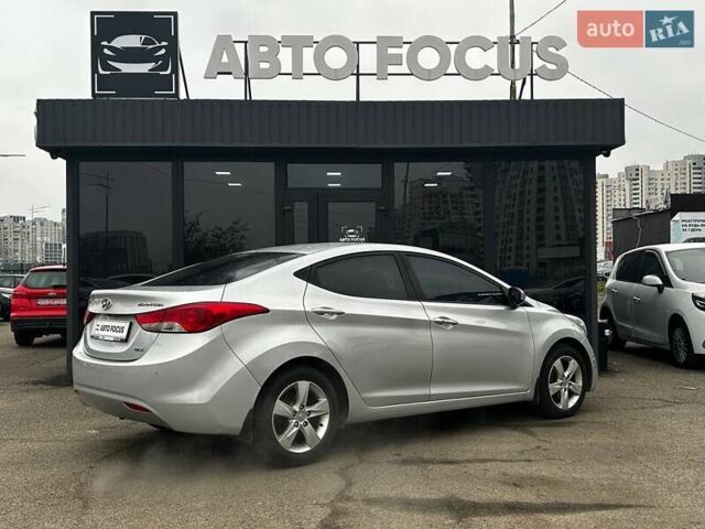 Сірий Хендай Елантра, об'ємом двигуна 1.59 л та пробігом 225 тис. км за 9990 $, фото 5 на Automoto.ua