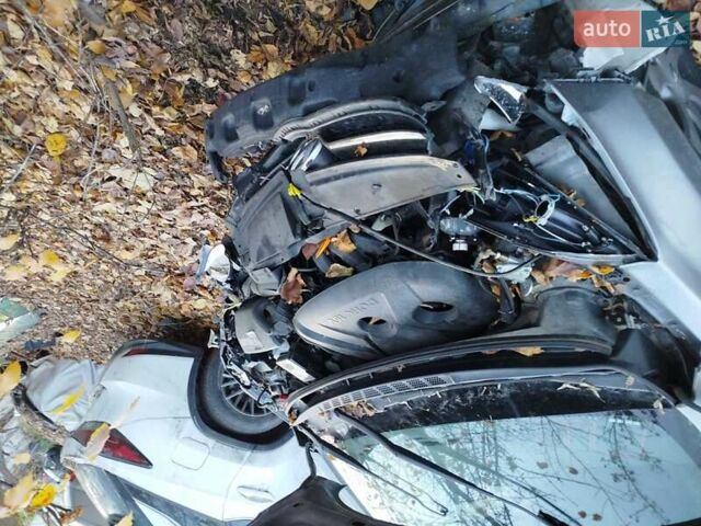 Сірий Хендай Елантра, об'ємом двигуна 1.8 л та пробігом 180 тис. км за 4500 $, фото 5 на Automoto.ua