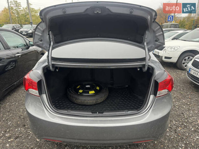 Серый Хендай Элантра, объемом двигателя 1.8 л и пробегом 228 тыс. км за 7999 $, фото 12 на Automoto.ua