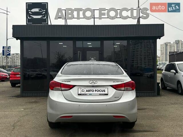 Сірий Хендай Елантра, об'ємом двигуна 1.59 л та пробігом 225 тис. км за 9990 $, фото 6 на Automoto.ua